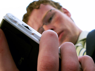 İşyerlerinde cep telefonu yasağı kapıda