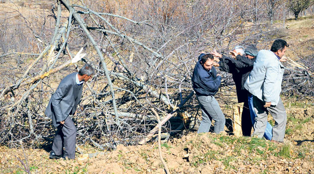 Önce arazi verdi sonra hapse attı
