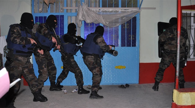 İstanbul'da Devrimci Karargah'a operasyon