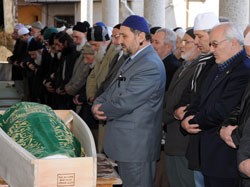 Nusret Bayraktar'dan Dayıya Son Görev!