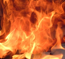 Yangın güçlükle söndürülebildi