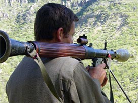 Jandarma lojmanlarına roketli saldırı