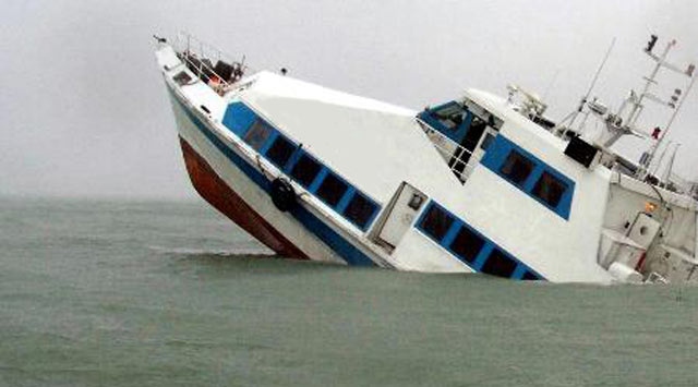 350 Kişiyi Taşıyan Feribot Battı