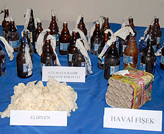 Devletin çadırında 98 molotof bulundu