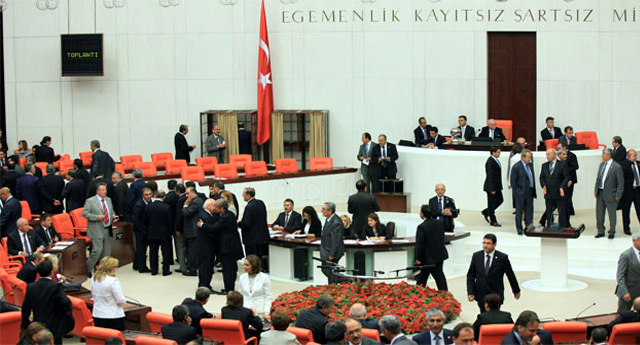 'Haberal' teklifi yasalaştı