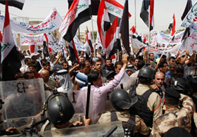 ŞİİLER TÜRK KONSOLOSLUĞUNU BASTI