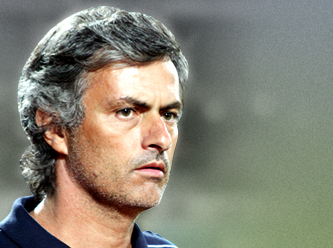 Mourinho: "The Cemaat Real Madrid'e sızmaya çalışıyor!"