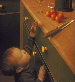 Evde Çocuğunuzu Bekleyen Kazalar