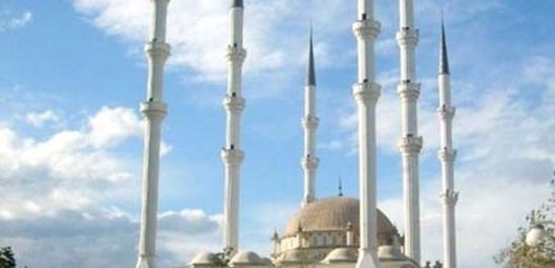 Çamlıca Camisi iki ayrı rekor kıracak