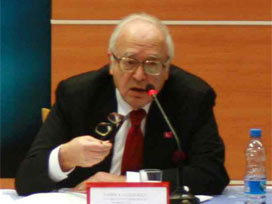 Savcı'yı Oğluyla Vurdu