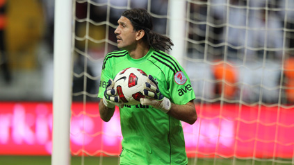 Kaleci Rüştü Reçber'e teklif var