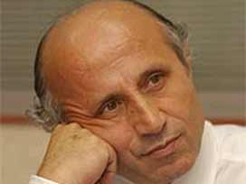 Gazeteden neden ayrıldığını açıkladı