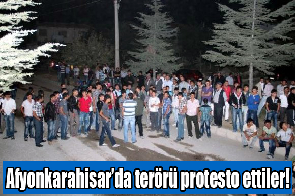 Afyonkarahisar’da terörü protesto ettiler!