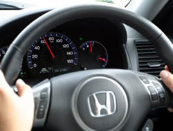 Zenginseniz telefonla konuşun