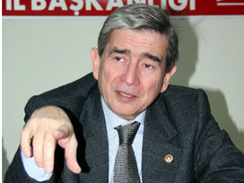 Öymen:3,5 milyon seçmen panik içinde