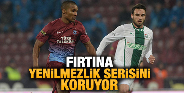 Trabzonspor bir PUANI son anda KURTARDI