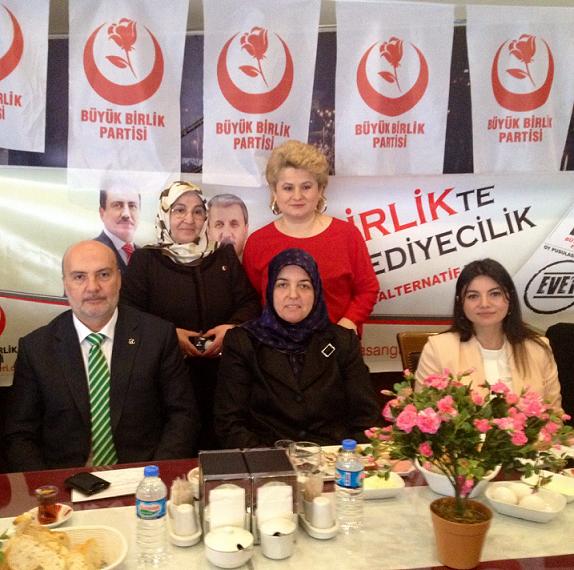 Ahmet YELİS'den Dünya Kadınlar Günü mesaji