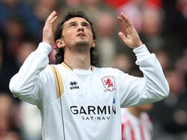 Tuncay Şanlı Üç Yıllık İmza Attı