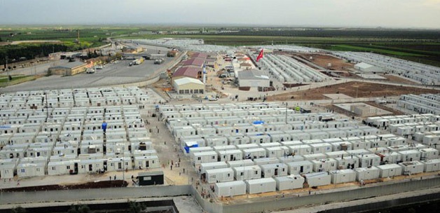 Türkiye'deki Suriyeliler bir milyona yaklaşıyor