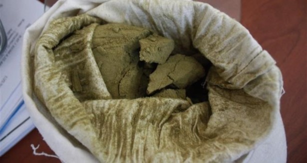 Diyarbakır'da zehir tacirlerine darbe