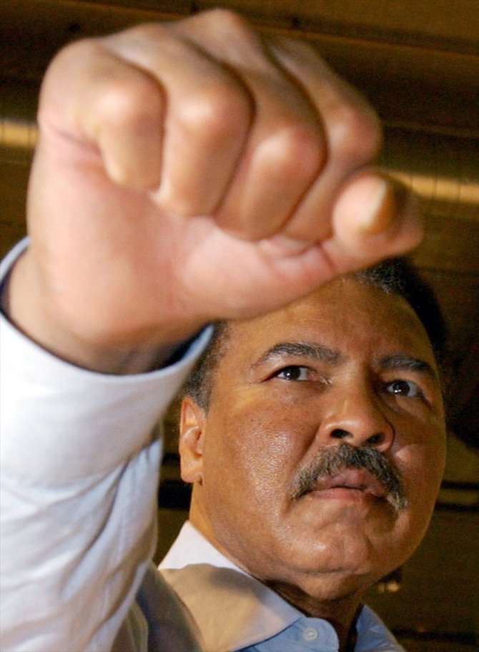 EFSANE HAYATINI KAYBETTİ