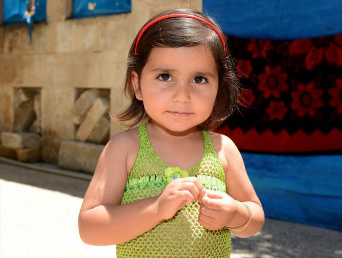 "Suriye'deki savaş 600 bin çocuğu babasız bıraktı"