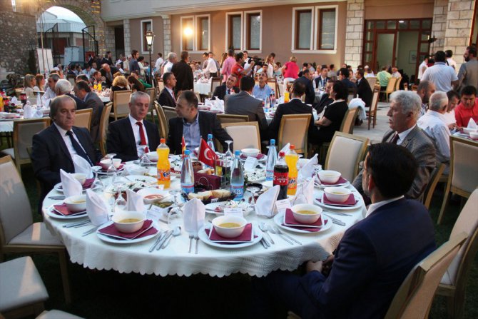 TİKA ve MATÜSİTEB Üsküp'te iftar verdi