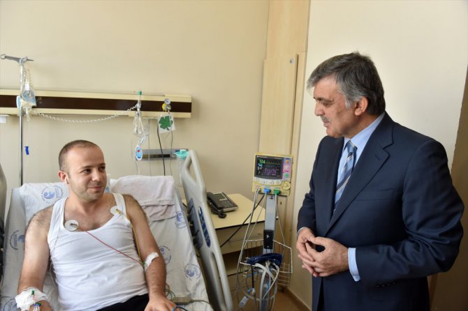 Gül, Yaralıları Ziyaret Etti