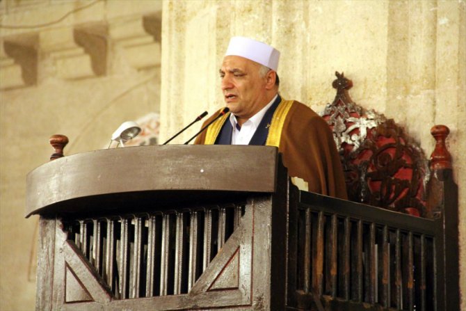 Mısırlı hafız Tuhi'den Kur'an tilaveti