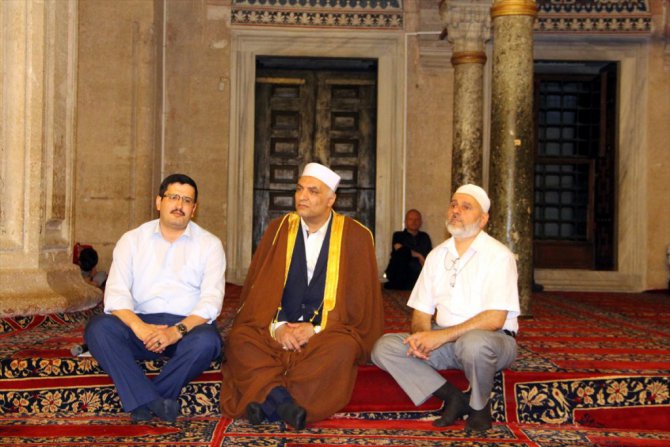 Mısırlı hafız Tuhi'den Kur'an tilaveti