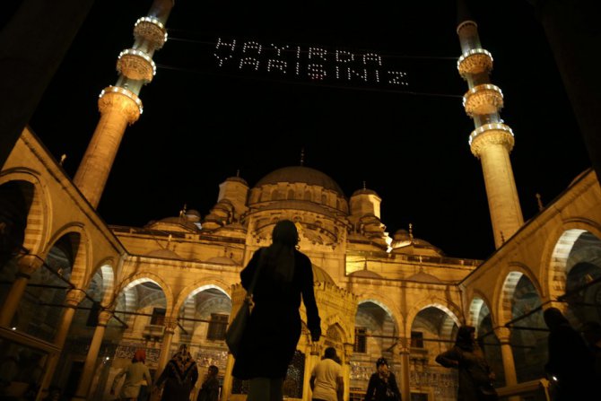 İstanbul'da Kadir Gecesi