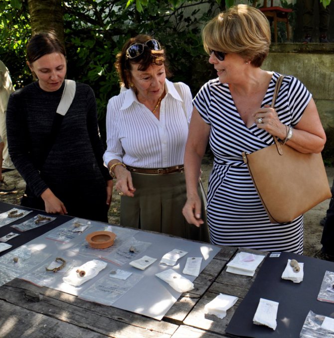 Kanuni'nin Torunları Dedelerini Ziyaret Etti