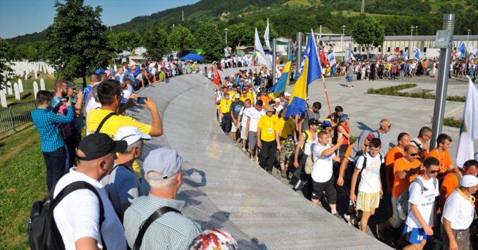 "Ölüm Yolu"nda "Barış Yürüyüşü"