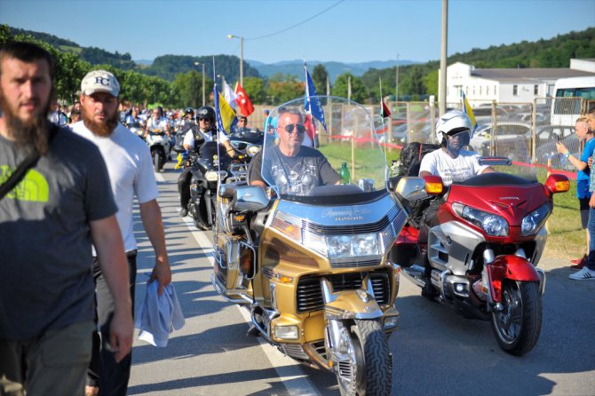 "Ölüm Yolu"nda "Barış Yürüyüşü"