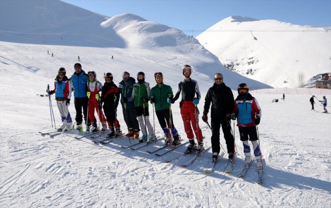 Bitlis'te 5 Kayakçı!