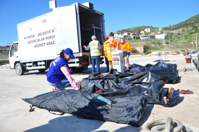 Ege'de sığınmacı teknesi battı