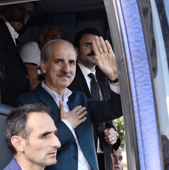 Bakan Kurtulmuş, Beylidüzü'nde Sivaslılarla iftar yaptı