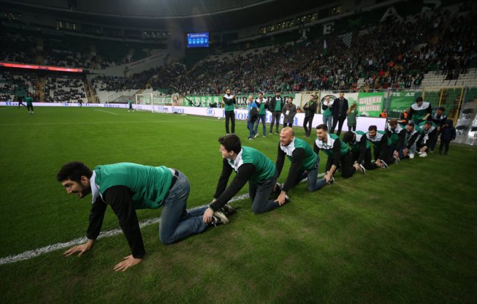 Süper Lig'de Trabzonspor Bursaspor'u da yendi 1-0