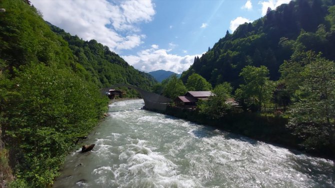 Doğu Karadeniz'in gözdesi Ayder Yaylası turizm sezonuna hazırlanıyor