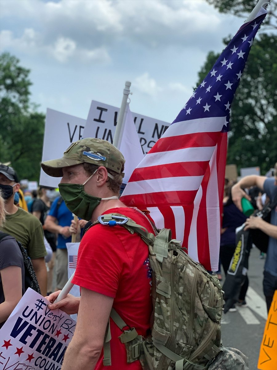 Washington DC'de binlerce kişilik Floyd protestosu