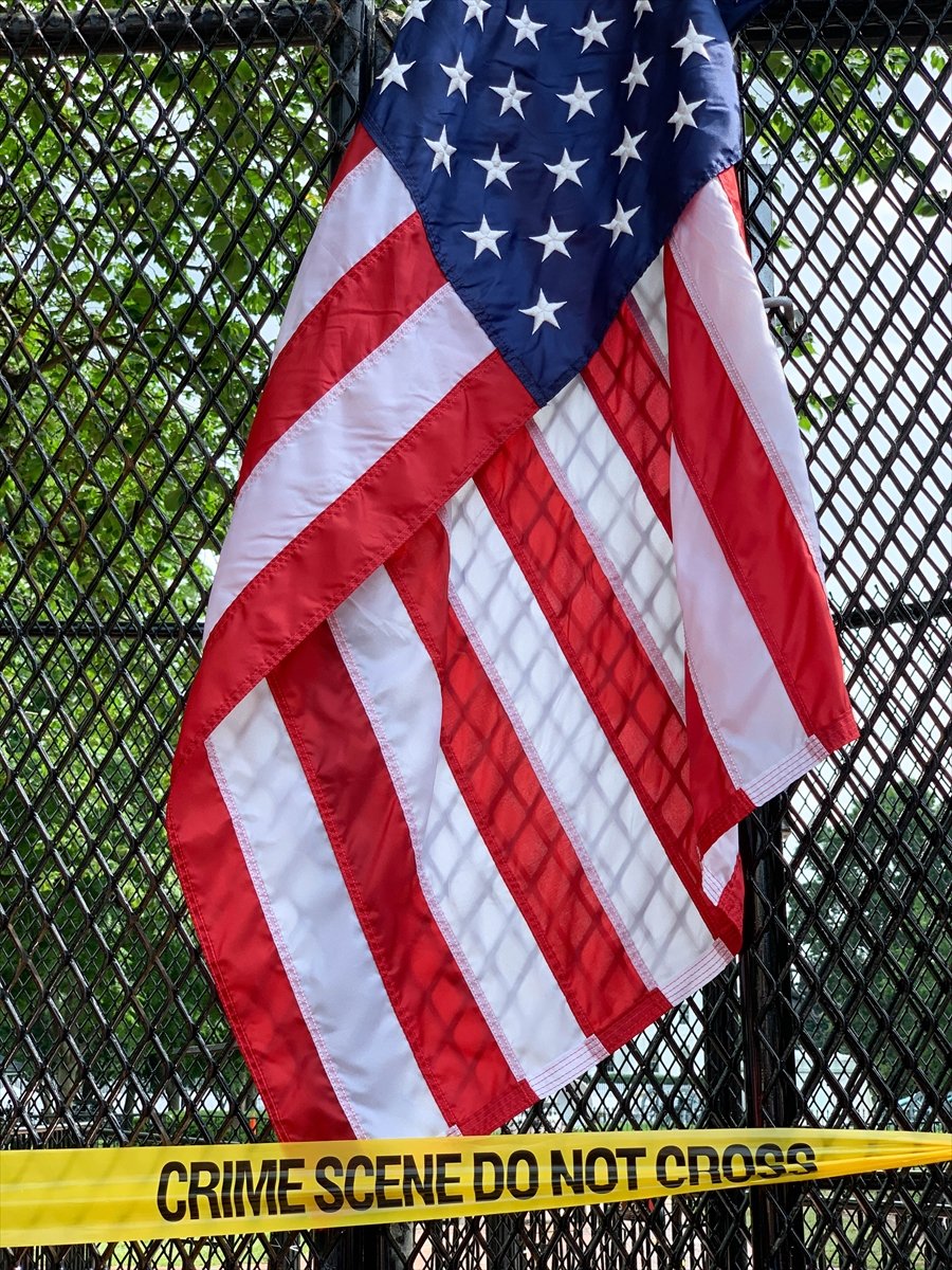 Washington DC'de binlerce kişilik Floyd protestosu