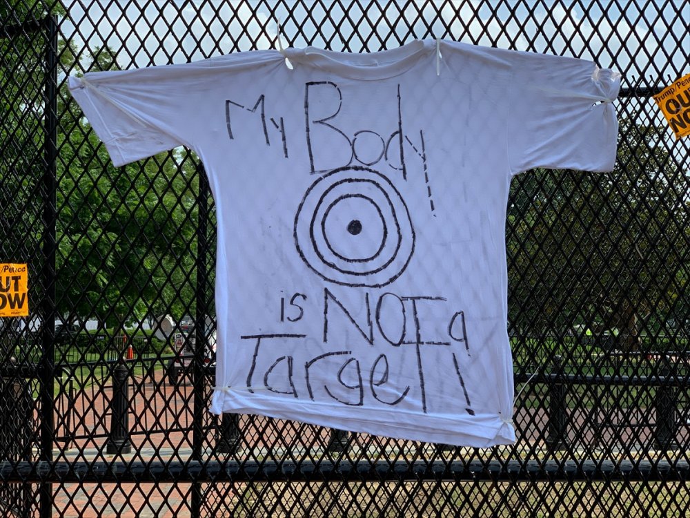 Washington DC'de binlerce kişilik Floyd protestosu