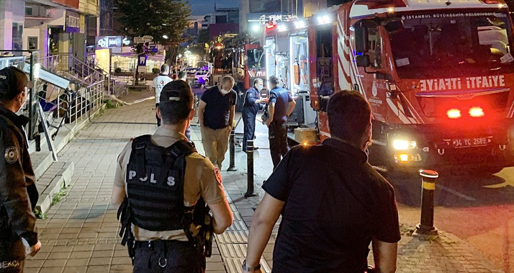Beykoz'da bir banka şubesinde yangın çıktı