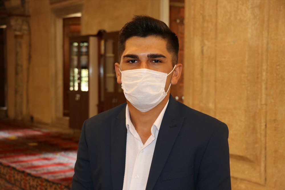 Öğrencilerden Selimiye Camisi'nde Mevlit Kandili programı