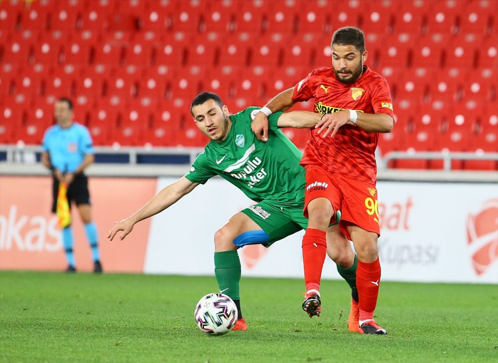 Kırklarelispor Göztepe’ye son 10 dakikada yenilerek kupadan elendi.