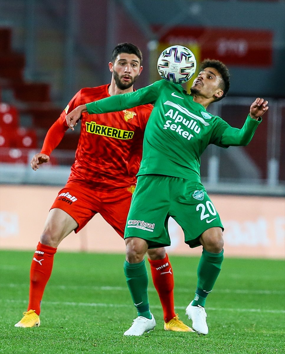 Kırklarelispor Göztepe’ye son 10 dakikada yenilerek kupadan elendi.