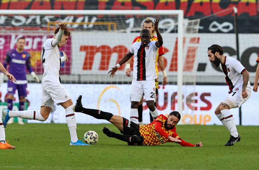 Izmir'de beraberlik Göztepe: 1 - Fatih Karagümrük: 1