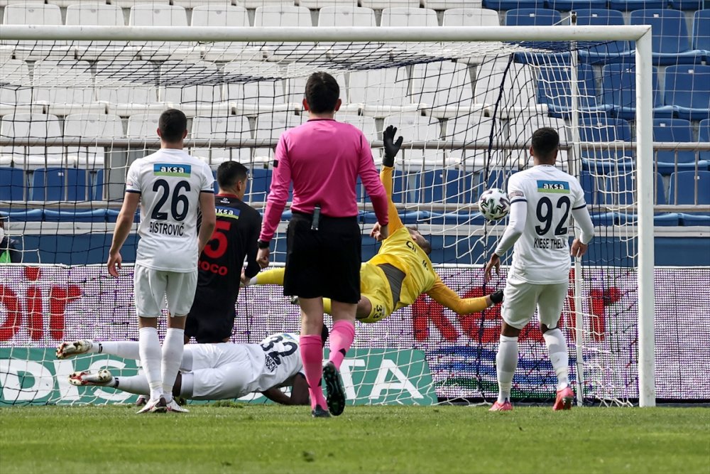 5 GOLLÜ MAÇIN GALİBİ KASIMPAŞA