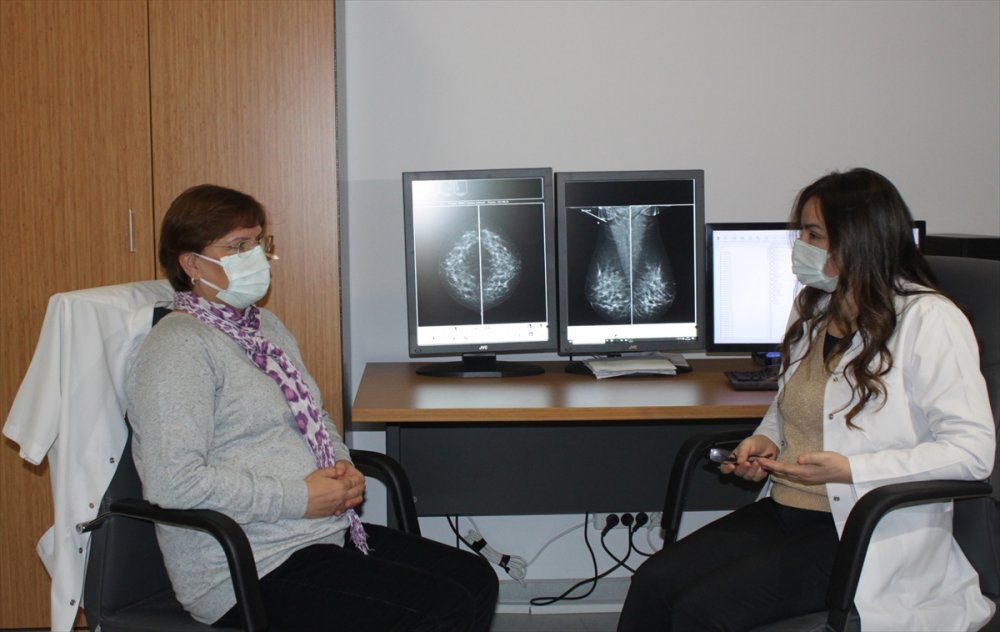 13 yıl süren rutin kontrollerin ardından teşhis edilen meme kanserini 4 yılda yendi