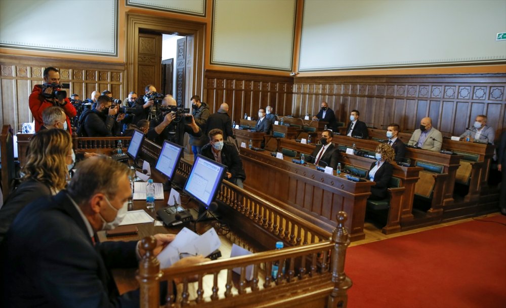 Saraybosna'nın yeni belediye başkanı Benjamina Karic oldu